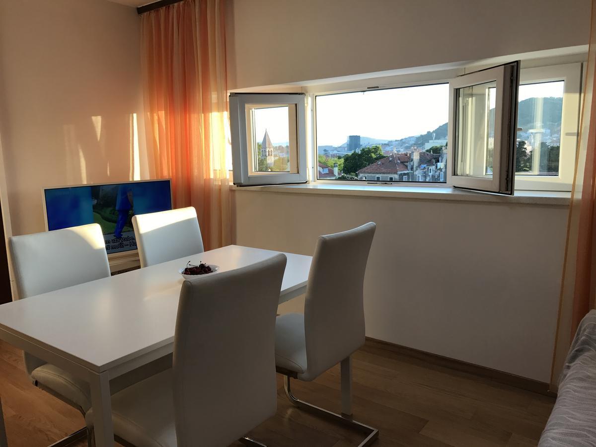 Apartments Istarska Street (Adults Only) Сплит Екстериор снимка