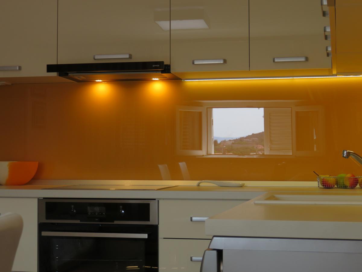 Apartments Istarska Street (Adults Only) Сплит Екстериор снимка