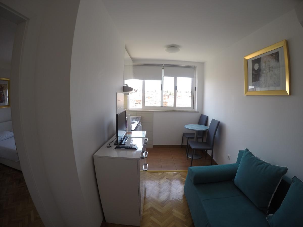 Apartments Istarska Street (Adults Only) Сплит Екстериор снимка