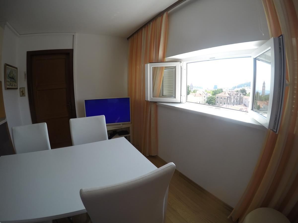 Apartments Istarska Street (Adults Only) Сплит Екстериор снимка