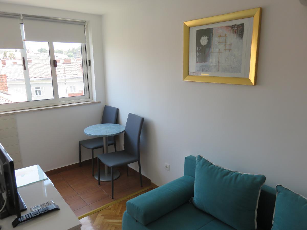 Apartments Istarska Street (Adults Only) Сплит Екстериор снимка