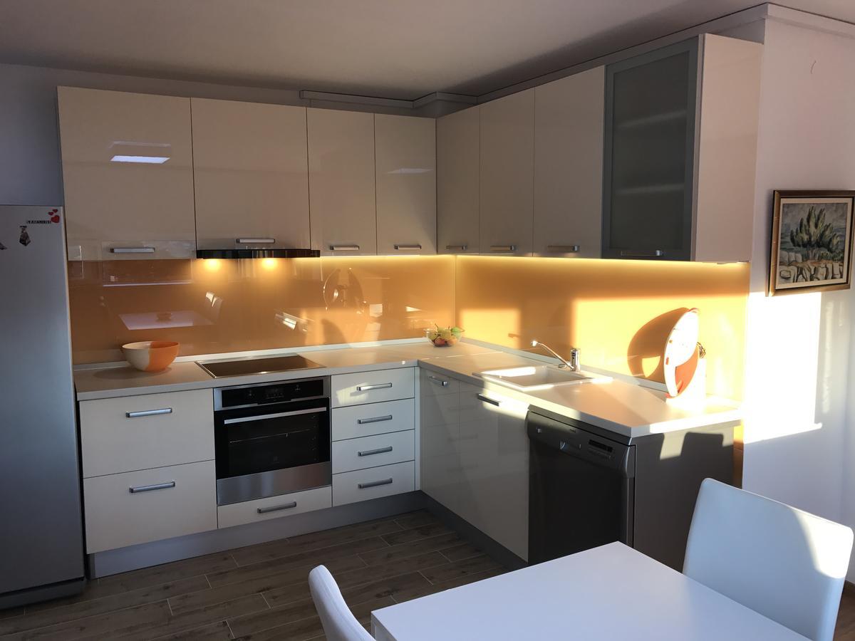 Apartments Istarska Street (Adults Only) Сплит Екстериор снимка